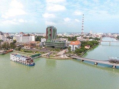 Cần Thơ - Đô thị miền sông nước.