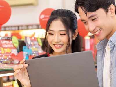 Giai đoạn cuối năm là dịp tốt để kích cầu tiêu dùng, doanh số bán lẻ có thể đóng góp trên 30% doanh số cả năm.