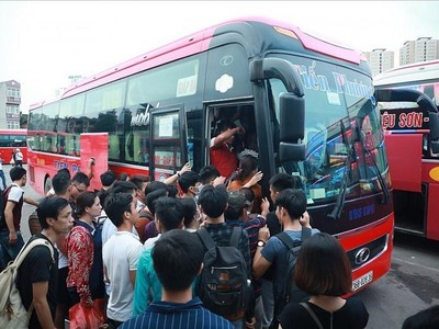 Hà Nội: Tăng 300% lưu lượng xe khách/ngày dịp cao điểm Tết Nguyên đán Quý Mão 2023