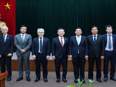 Bộ trưởng Bộ Công thương Nguyễn Hồng Diên làm việc với Lãnh đạo Kl994 game bài casino hấp dẫn Toda Nhật Bản.