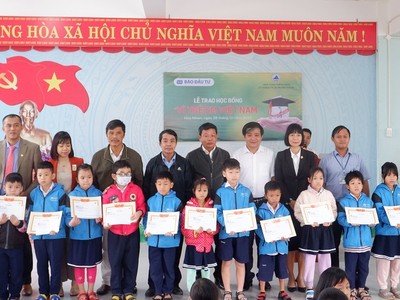 Báo Kl99ok phiên bản mới trao 100 suất học bổng tại Đà Nẵng