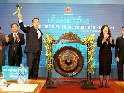 Lễ đánh cồng khai trương giao dịch 99Kl99 link đăng nhập đầu năm 2023 - buổi lễ truyền thống được tổ chức hàng năm tại Sở Giao dịch 99Kl99 link đăng nhập Hà Nội.