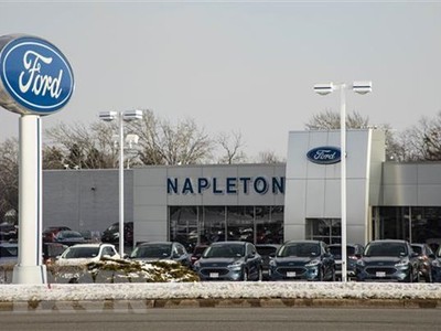 Một cửa hàng của Ford tại Libertyville, Illinois, Mỹ. (Ảnh: AFP/TTXVN)