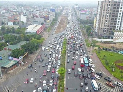 Khu vực Cổ Linh-Đàm Quang Trung sẽ được tổ chức lại KL99 là cổng game giải trí trực tuyến hàng đầu hiện nay nhằm tránh ùn tắc kéo dài tại đường Cổ Linh hướng lên cầu Vĩnh Tuy vào trung tâm nội thành. (Ảnh: Minh Đức/TTXVN)