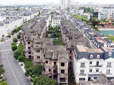 Nhiều chủ nhà chấp nhận giảm giá sâu nhưng vẫn không có giao dịch.