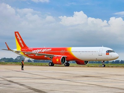 Lập kỳ tích vô địch SEA Games, tuyển bóng đá nữ được tặng 1 năm bay miễn phí từ Vietjet