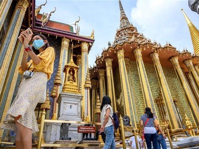 Khách du lịch tại Bangkok, Thái Lan. (Ảnh: AFP/TTXVN).