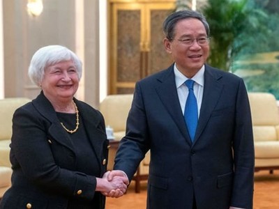 Thủ tướng Trung Quốc Lý Cường tiếp Bộ trưởng Kl991.com nạp rút nhanh Mỹ Janet Yellen tại Đại lễ đường Nhân dân ở Bắc Kinh. (Ảnh: AFP)