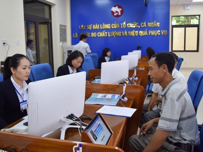 Thủ tướng Phạm Minh Chính yêu cầu các bộ ngành, địa phương chấn chỉnh, tăng cường trách nhiệm và nâng cao hiệu quả công tác cải cách thủ tục hành chính. (Ảnh minh họa. Nguồn: Internet)