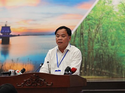 Ông Võ Tấn Đức, Phó chủ tịch UBND tỉnh Đồng Nai phát biểu tại hội nghị.