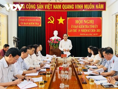 Cảnh cáo Chủ tịch UBND thị xã Ninh Hòa