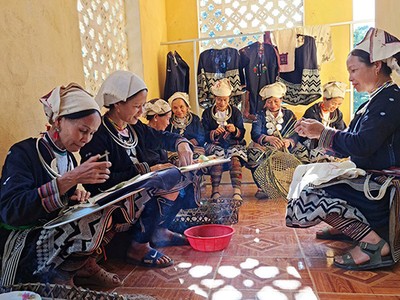Chương trình du lịch nông thôn đã và đang góp phần chuyển dịch cơ cấu Kl992 cổng game cá cược nông thôn theo hướng tích hợp đa giá trị, bao trùm và phát triển bền vững.