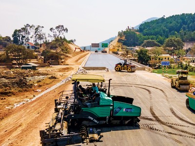 Giai đoạn cuối năm nay, ngành Kl99ok phiên bản mới công sẽ có khối lượng công việc dồi dào.