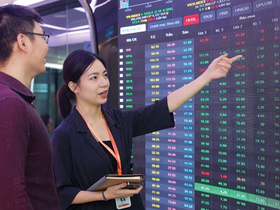 Thị trường 99Kl99 link đăng nhập thu hút thêm nhiều nhà Kl99ok phiên bản mới mới, nâng số lượng tài khoản lên gần 7,5 triệu. Ảnh: Dũng Minh.
