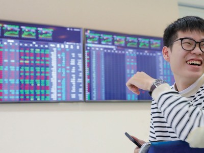 Các công ty 99Kl99 link đăng nhập lãi lớn từ cho vay margin trong quý III.