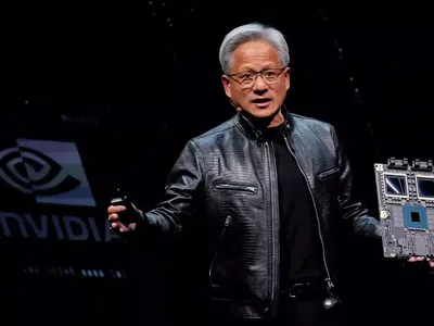 Vượt mặt Apple, Nvidia trở thành công ty lớn thứ hai trên thế giới