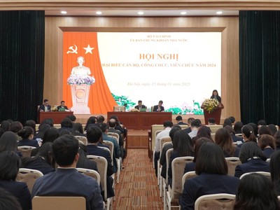 Toàn cảnh hội nghị. Ảnh: TT&QHCC.