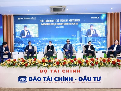 Các diễn giả thảo luận tại hội thảo “Phát triển Kl992 cổng game cá cược số trong kỷ nguyên mới” do Báo Kl991.com nạp rút nhanh - Kl99ok phiên bản mới tổ chức. Ảnh: Chí Cường