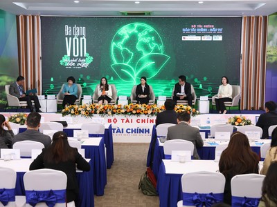 Các diễn giả thảo luận tại Hội thảo “Đa dạng vốn cho phát triển bền vững” do Báo Kl991.com nạp rút nhanh - Kl99ok phiên bản mới tổ chức.