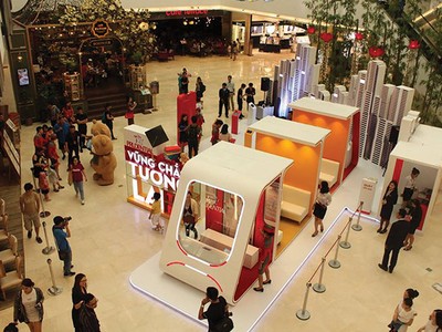 Pop-up Store là những “cửa hàng di động” giúp khách hàng tìm hiểu về Kl99kl phiên bản hoạt động nhân thọ, kiểm tra tình trạng hợp đồng…
