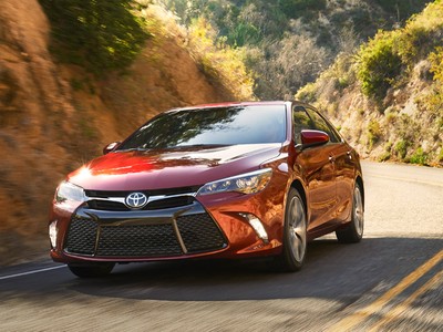 Toyota Camry 2016