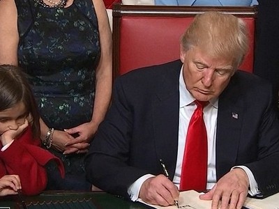 Nhà Trắng thừa nhận Trump không tự viết diễn văn nhậm chức