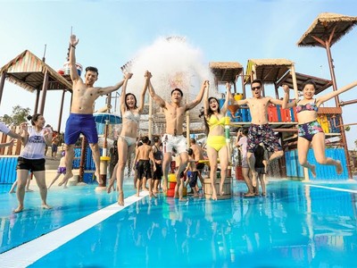 Rủ nhau “trốn nóng” tại công viên nghìn tỷ Typhoon Water Park Hạ Long
