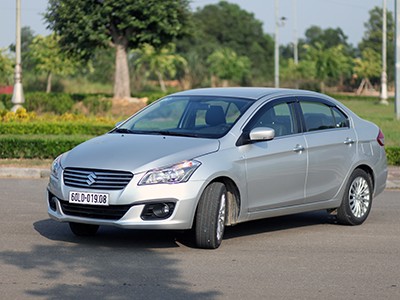 Suzuki Ciaz giá 488 triệu, giảm tới 92 triệu.