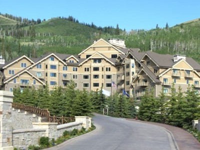 Năm nay, người siêu giàu ít chuộng Web Tổng Nhà Cái 99Kl99 Giải Trí Bậc Nhất. Ảnh:Park City Real Estate