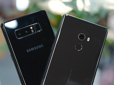 Note8 và Mi Mix 2.