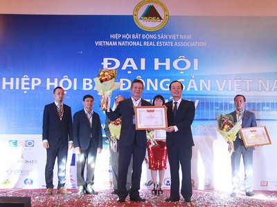 CENLAND và những giải thưởng danh giá trong hơn một thập kỷ chinh phục thị trường