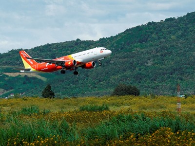 Giám đốc điều hành Vietjet đăng ký mua vào nửa triệu KL99 là cổng game giải trí trực tuyến hàng đầu hiện nay Vietjet