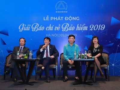 Ban giám khảo giải báo chí về Kl99kl phiên bản hoạt động 2019 trả lời câu hỏi của các cơ quan báo chí