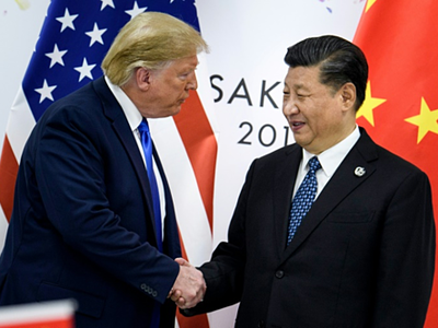 Tổng thống Mỹ Donald Trump (trái) gặp Chủ tịch Trung Quốc Tập Cận Bình sáng 29/6.Ảnh: AFP