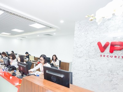 Đằng sau ánh hào quang số 1 thị phần của VPS