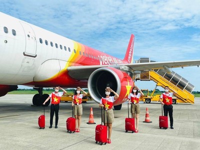 Phú Quốc đón đoàn khách hộ chiếu vắc xin đầu tiên đến Việt Nam 
