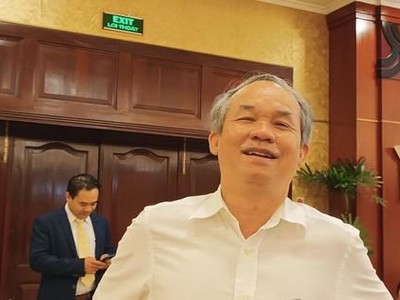 Bầu Đức tuyên bố Hoàng Anh Gia Lai (HAG) “thoát chết” tại lễ ra mắt chuỗi Bapi Food bán thịt Heo ăn chuối