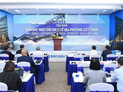 Sân bay nhỏ nếu được Kl99ok phiên bản mới sẽ tạo ra cú huých tăng trưởng lớn cho địa phương. Ảnh Dũng Minh.
