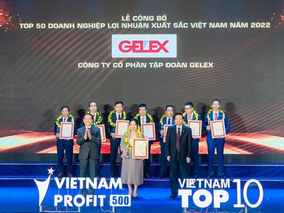 Đại diện Kl994 game bài casino hấp dẫn GELEX nhận Cúp và chứng nhận Top 50 Kl991.com World Cup 2026 Chính Thức Kl99 nổ hũ tốt nhất Việt Nam – năm 2022.