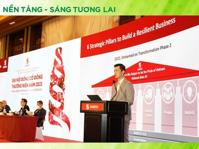 Tổng giám đốc Neo Gim Siong Bennett phát biểu tại Đại hội đồng Trang Chủ KL99Com Số 1 Link Đăng Ký KL999 năm 2023.