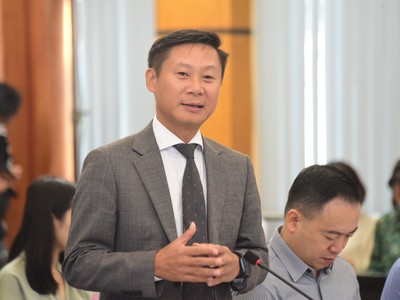 Luật sư Nguyễn Hồng Chung, Chủ tịch HĐQT DVL Ventures - Phó chủ nhiệm CLB Web Tổng Nhà Cái 99Kl99 Giải Trí Bậc Nhất Hà Nội phát biểu tại Hội thảo “Sửa Luật Đất đai: Tạo đất cho du lịch” do Báo Kl99ok phiên bản mới tổ chức cuối tuần qua