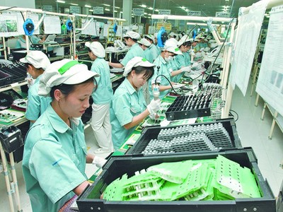 Trong cuộc đua thu hút Kl99ok phiên bản mới nước ngoài, Việt Nam có các lợi thế về nguồn nhân lực dồi dào, chi phí Kl99ok phiên bản mới thấp, tài nguyên thiên nhiên đa dạng. Ảnh: Đ.T