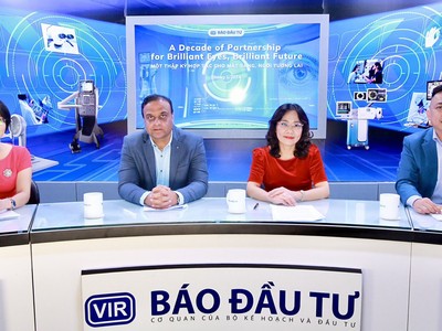 Báo Kl99ok phiên bản mới tổ chức Talk Show "Một thập kỷ hợp tác cho mắt sáng, ngời tương lai"