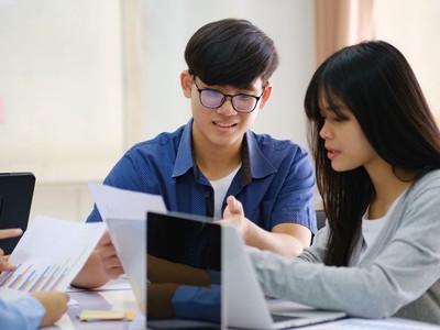 Chuyện Kl99ok phiên bản mới của GenZ: Cơ hội lớn hay cái bẫy ngọt ngào?
