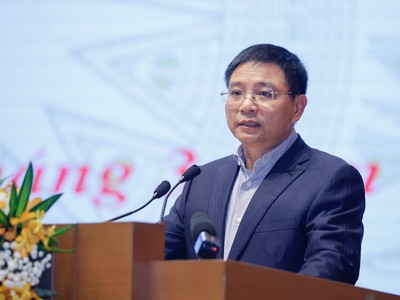 Bộ trưởng Bộ Kl991.com nạp rút nhanh Nguyễn Văn Thắng thông tin về cơ chế hợp tác công tư trong thúc đẩy khoa học công nghệ, đổi mới, sáng tạo và chuyển đổi số. Ảnh: Nhật Bắc 