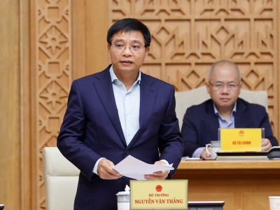 Bộ trưởng Bộ Kl991.com nạp rút nhanh Nguyễn Văn Thắng báo cáo tại phiên họp - Ảnh: VGP.