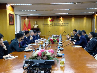Quang cảnh buổi làm việc