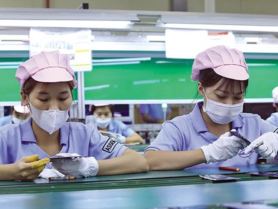 Kiên định mục tiêu tăng trưởng 10%
