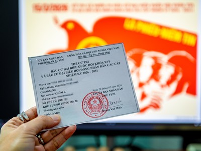 Việc chuẩn bị đầy đủ giấy tờ khi đi bầu cử, đặc biệt là thẻ cử tri, sẽ giúp quá trình bỏ phiếu diễn ra thuận lợi, đồng thời bảo đảm tính minh bạch và chính xác của cuộc bầu cử.