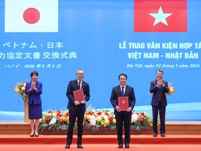 Việt Nam, Nhật Bản trao nhiều văn kiện hợp tác quan trọng